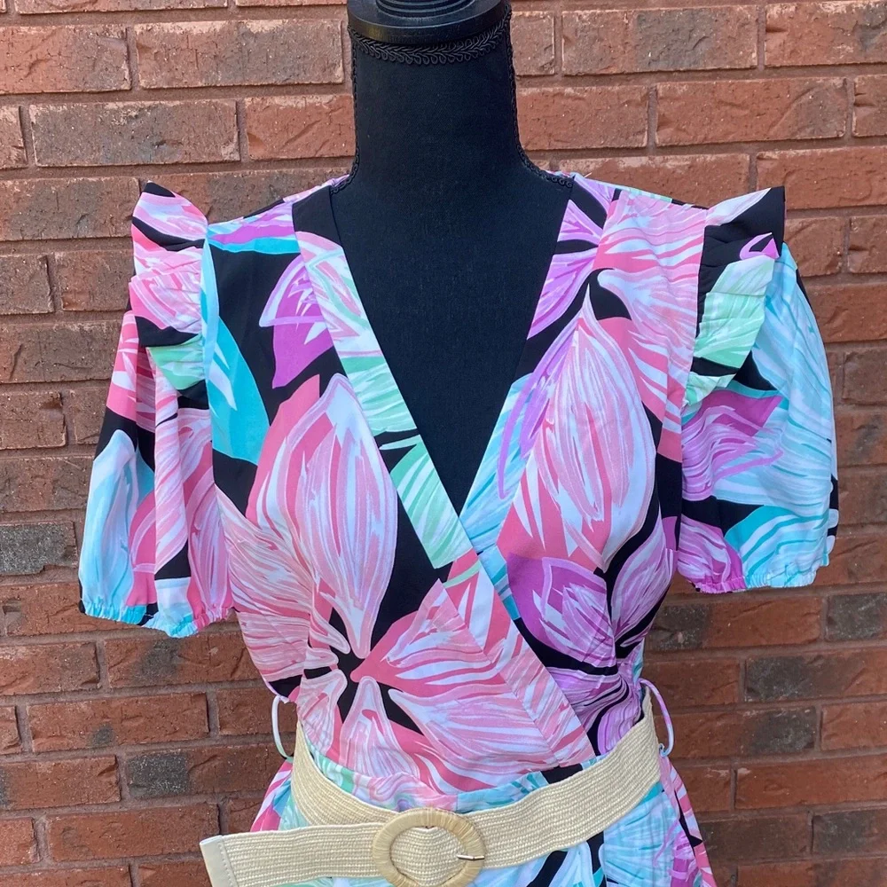 NWT Floral Wrap Romper in Pink, Aqua & Black L - Picture 3 of 14